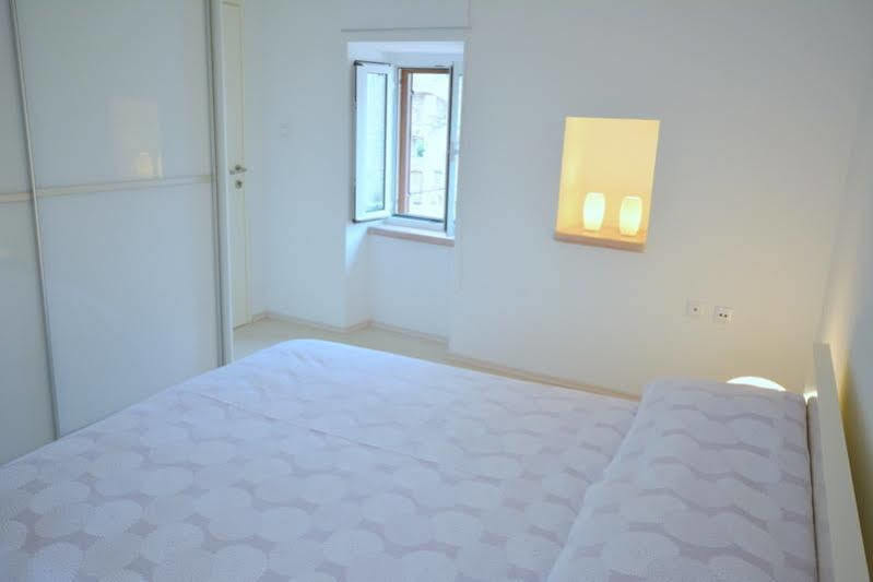 Apartments Andrea Сплит Экстерьер фото